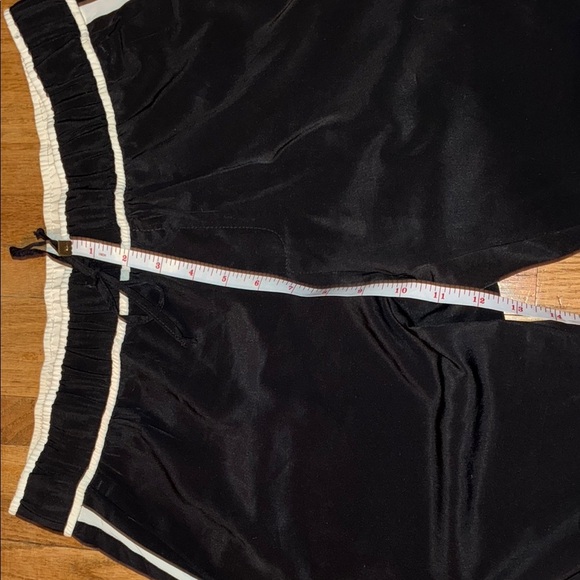 Banana Republic Black and White Sporty Trousers with Pockets - Picture 11 of 14